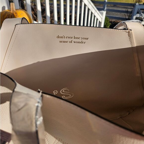 Victoria's Secret Laser Cut Orchid Logo Tote Bag 2020 MSRP $58  Preowned W Tags - Picture 13 of 16